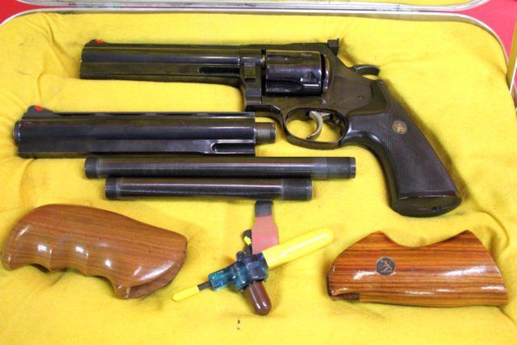 Image for JAN. FIREARMS & AMMO