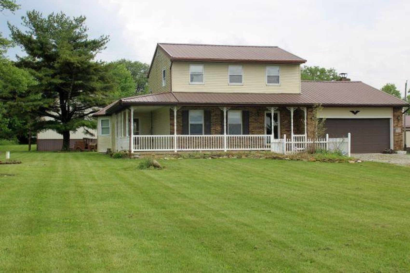 Image for REAL ESTATE - CENTERBURG, OH