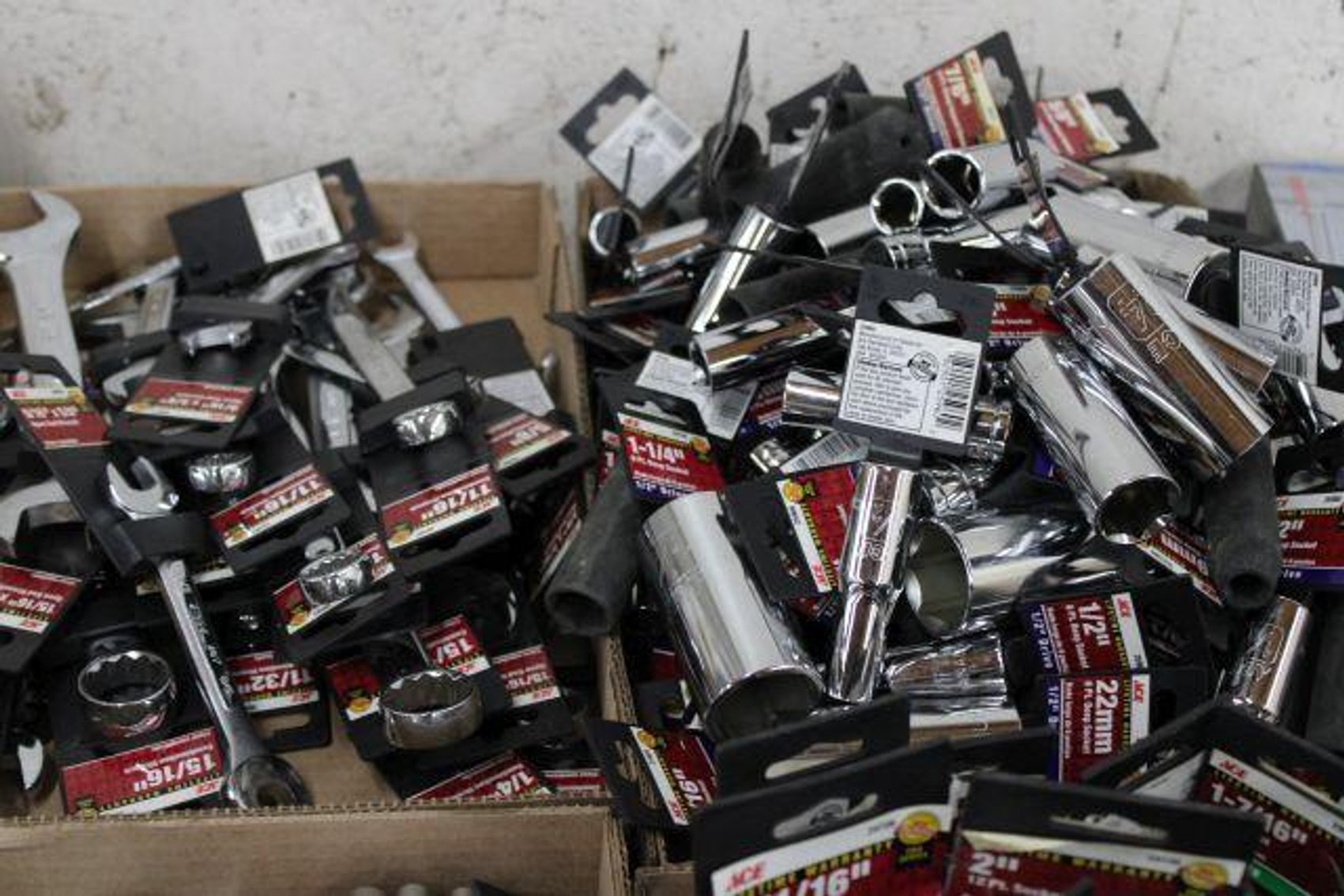 Image for TONS OF TOOLS-TRAPS-LADDERS