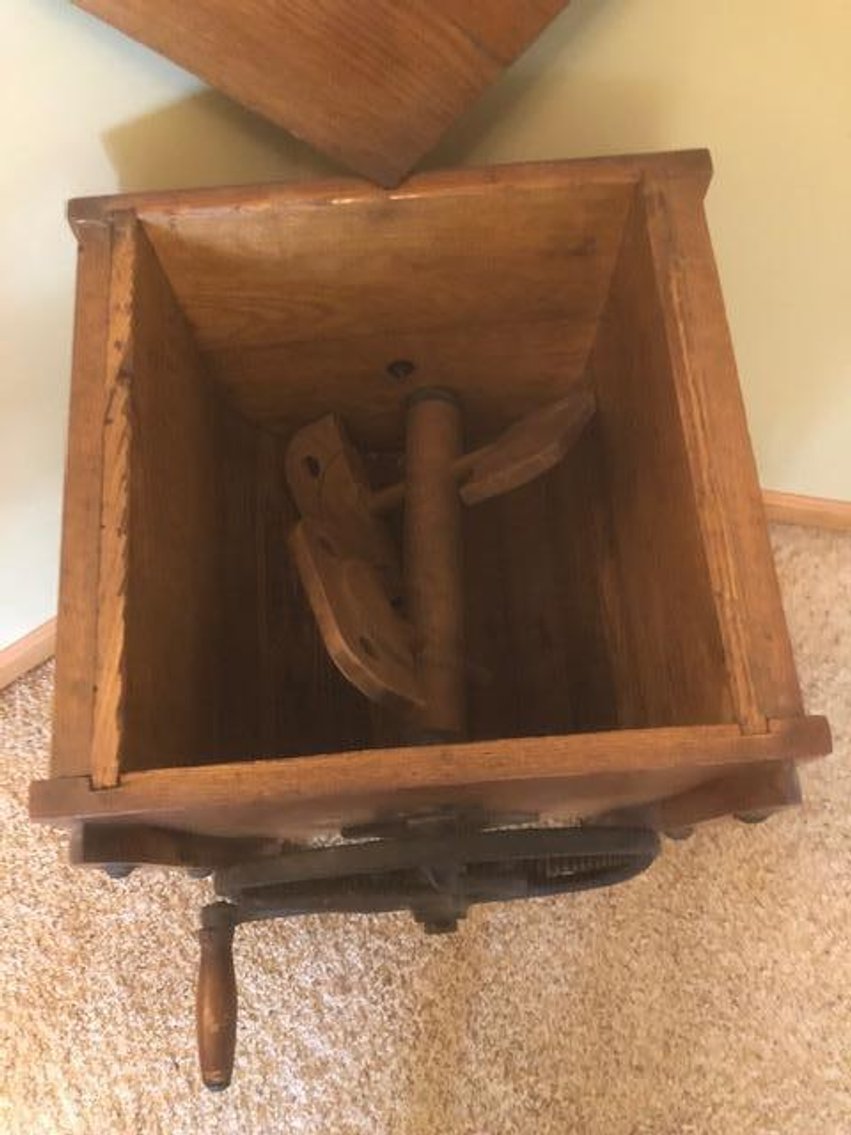 Image for LIVE PUBLIC AUCTION