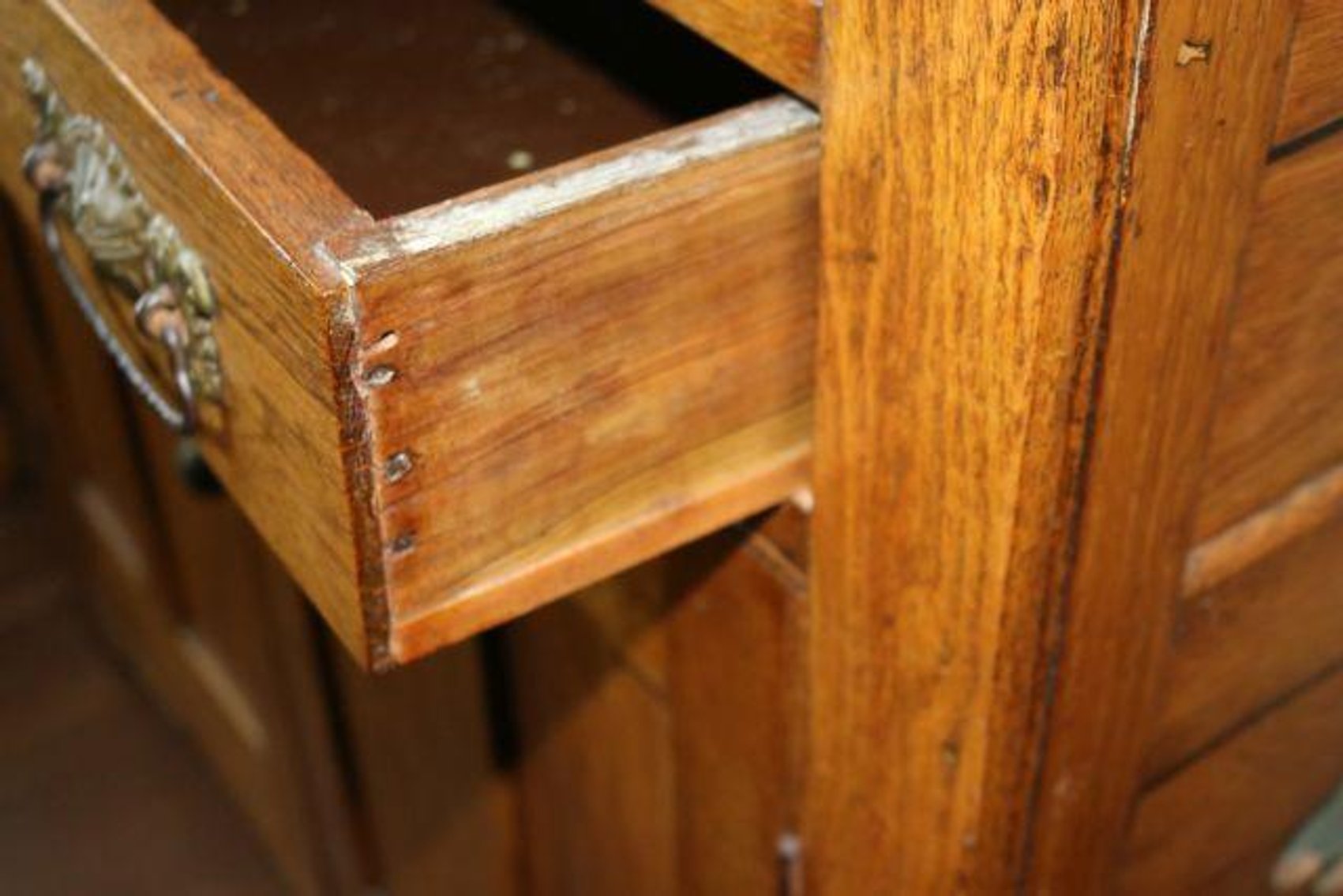 Image for LIVE PUBLIC AUCTION