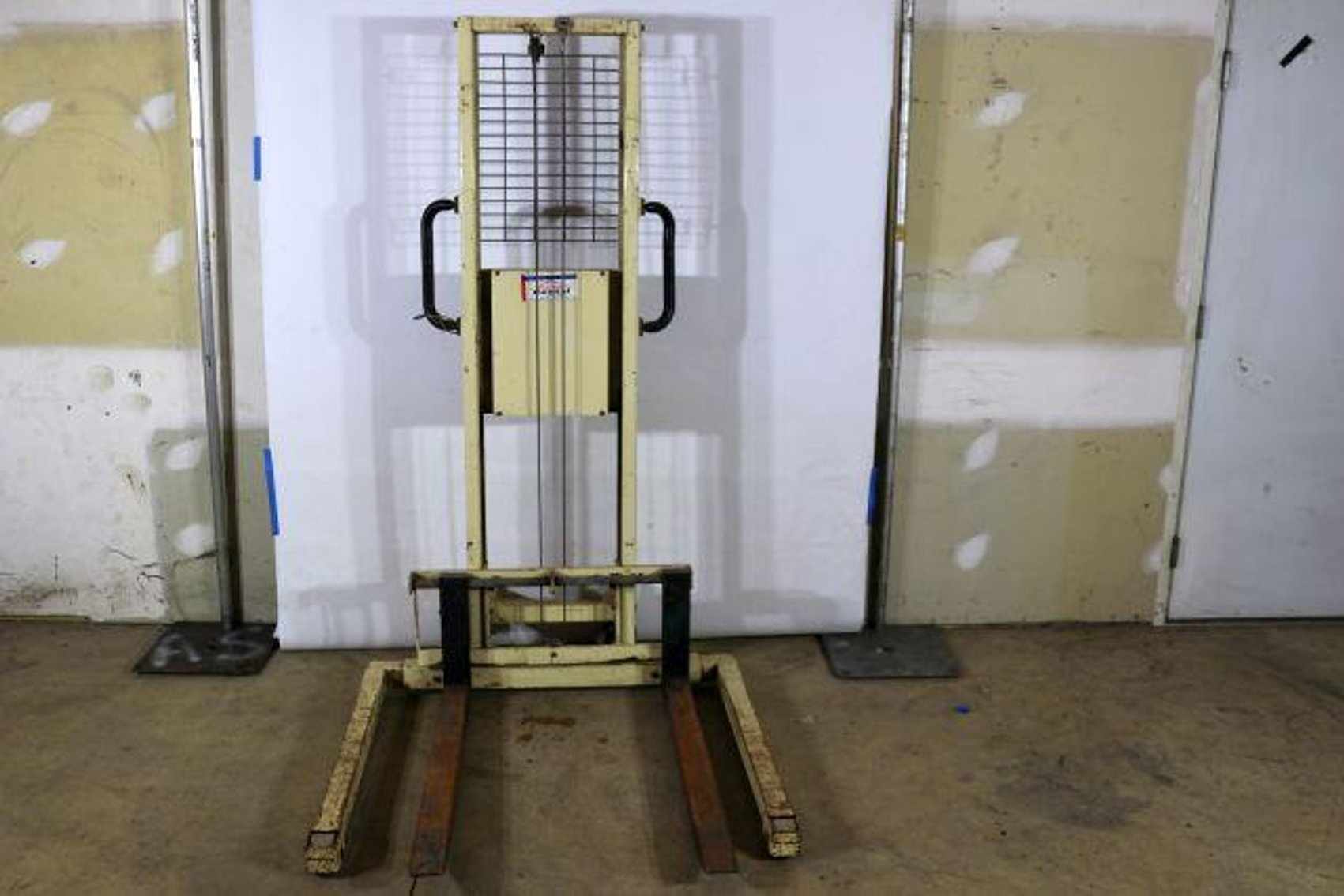 Image for CARS-COINS-ANTIQUES-COLLECTIBLES-ROAD SIGNS