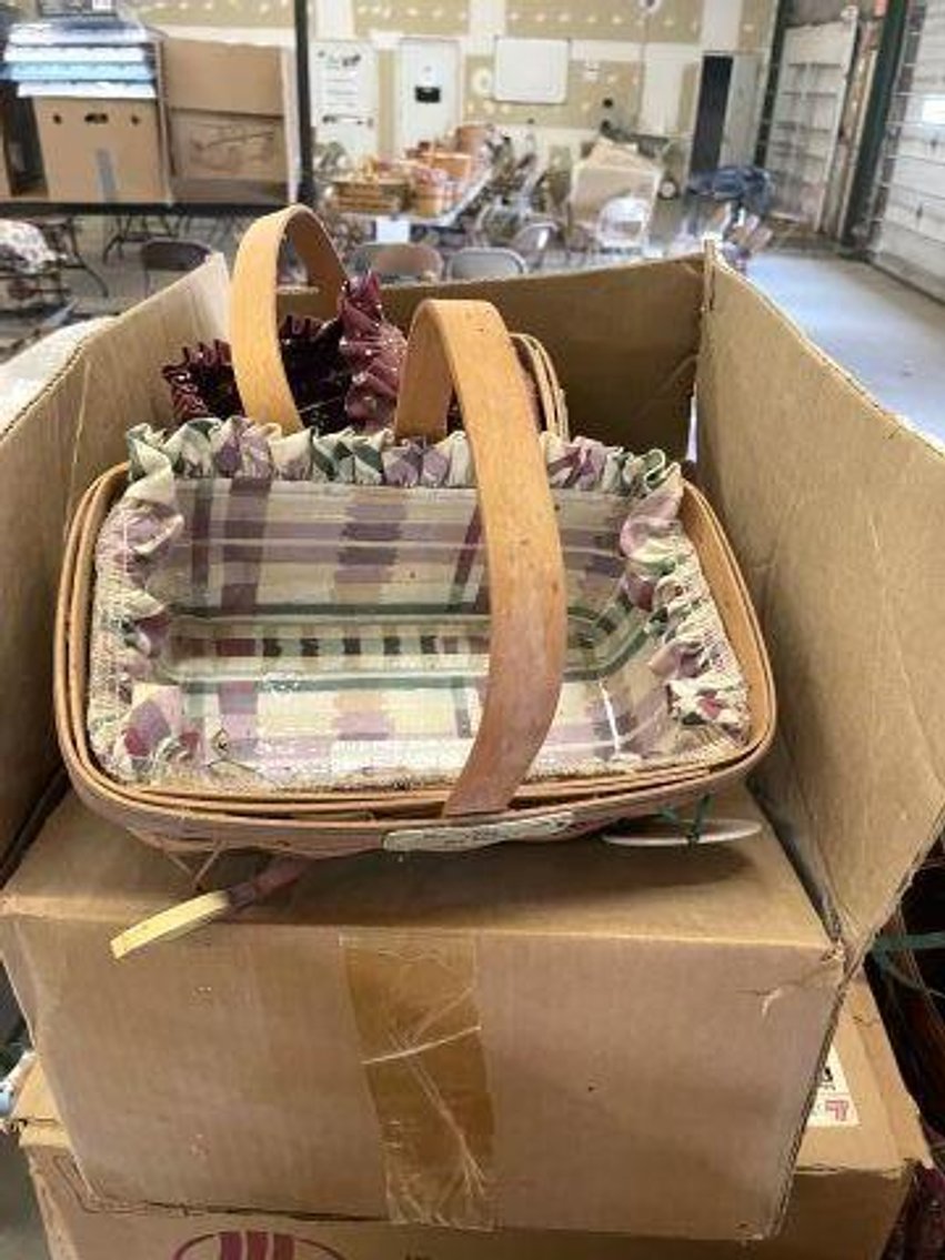 Image for LONGABERGER AUCTION