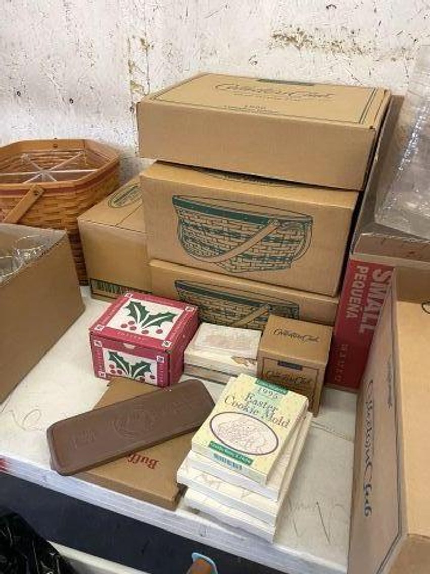 Image for LONGABERGER AUCTION