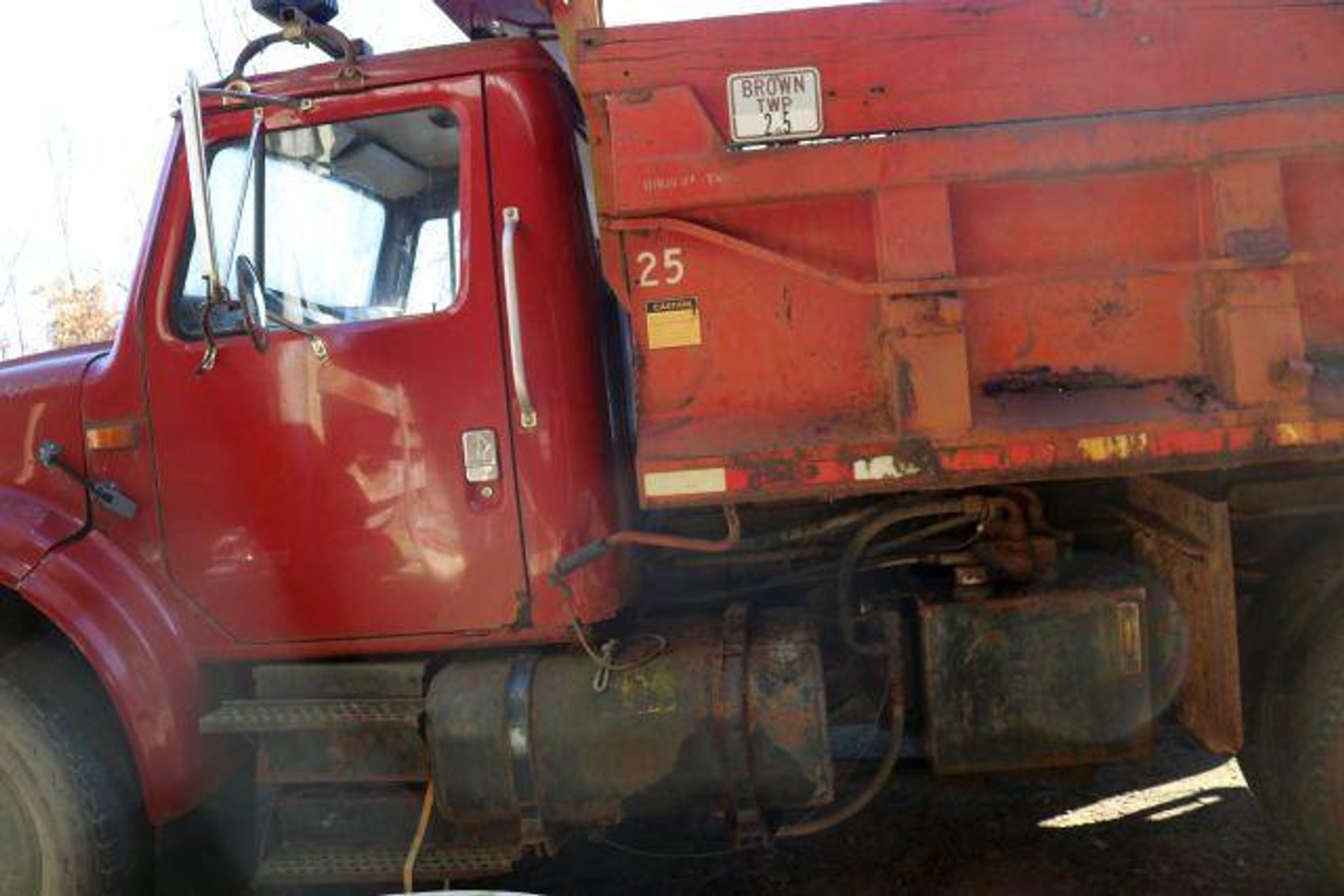 Image for TRUCKS-TOOLS-MOWERS-ANTIQUES-LOG SPLITTER