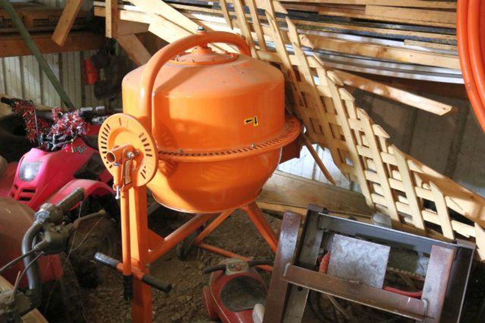 Image for MORELAND ESTATE PERSONAL PROPERTY