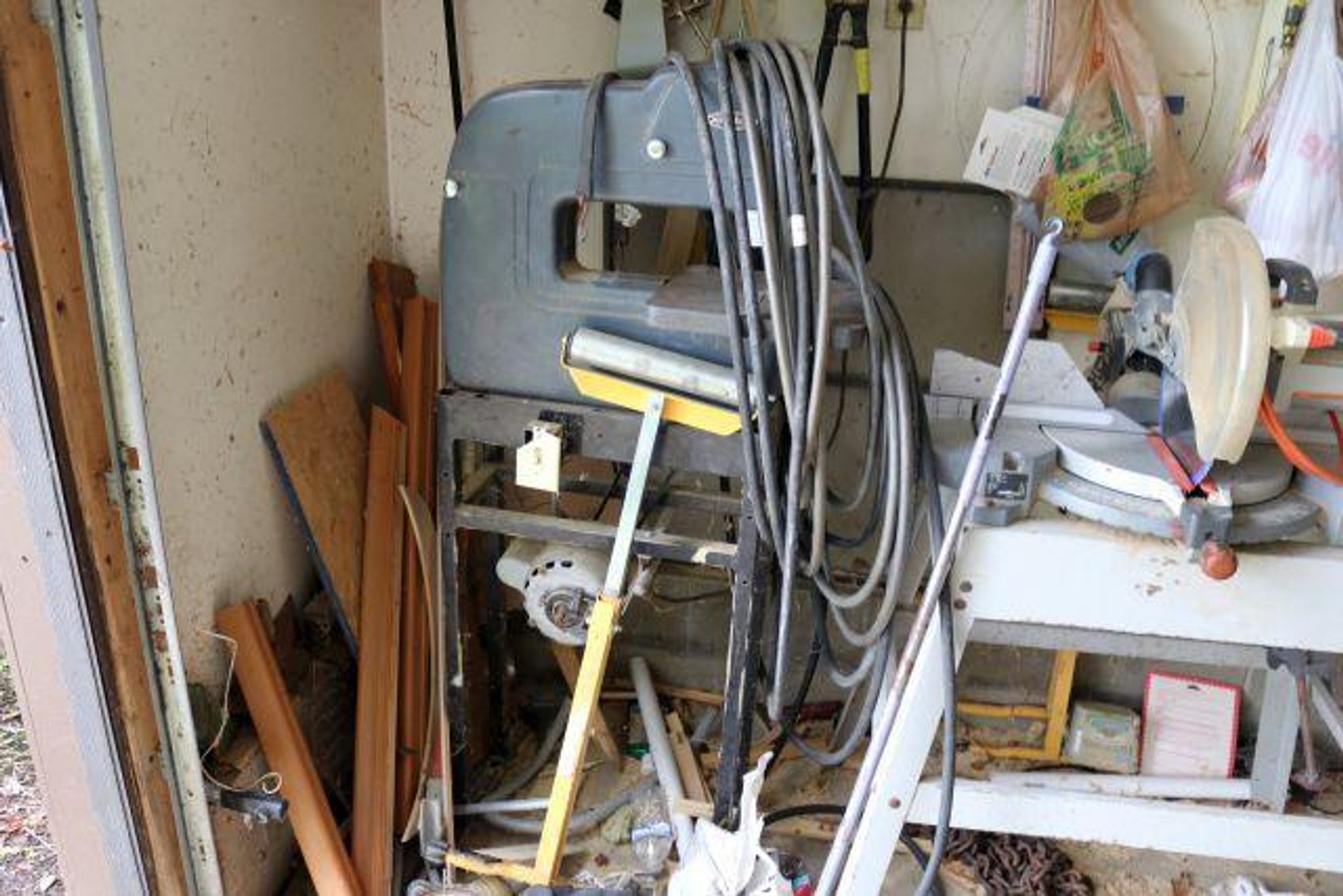 Image for MORELAND ESTATE PERSONAL PROPERTY