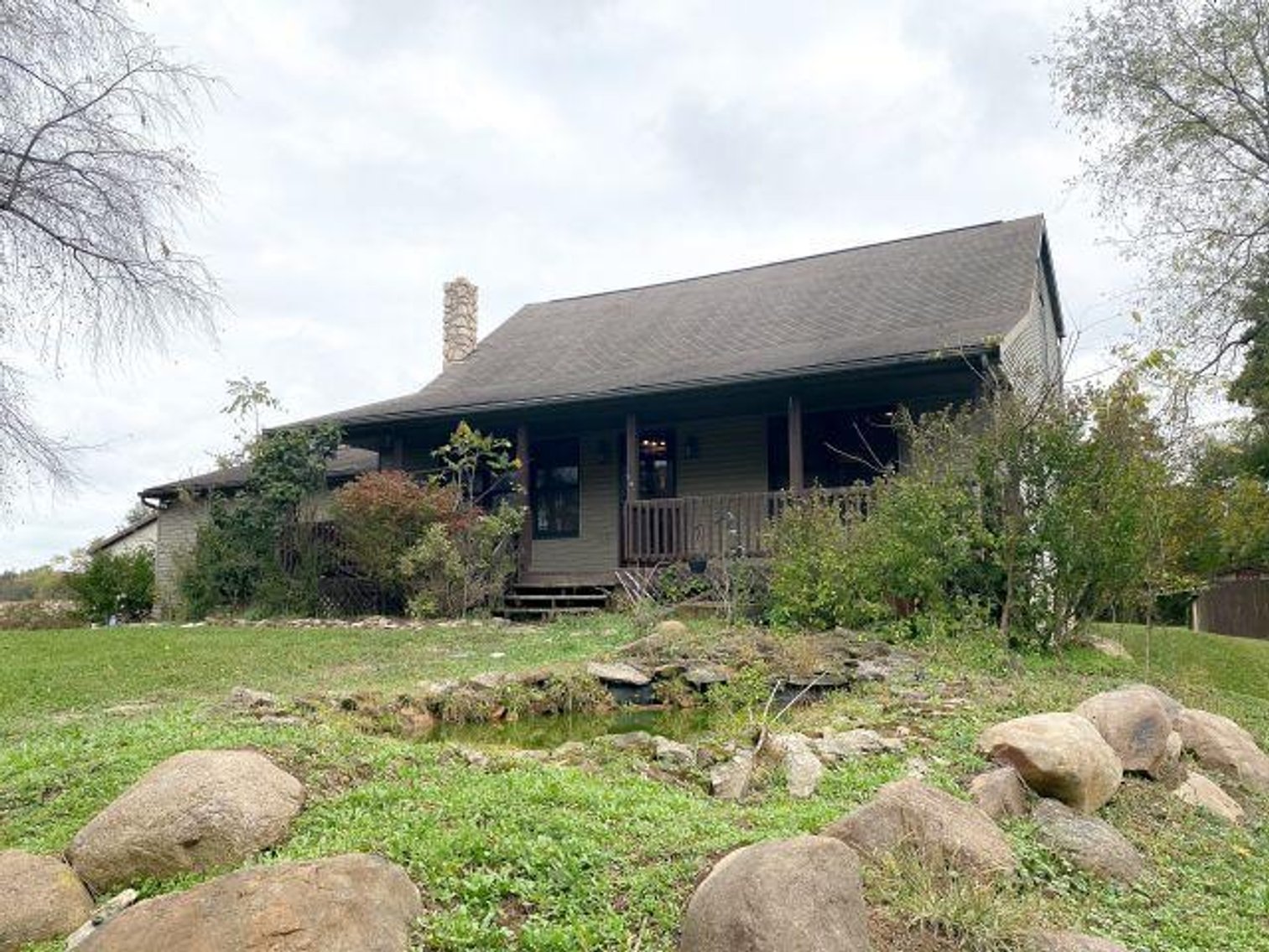Image for 21 ACRES-HOUSE-OUTBUILDING