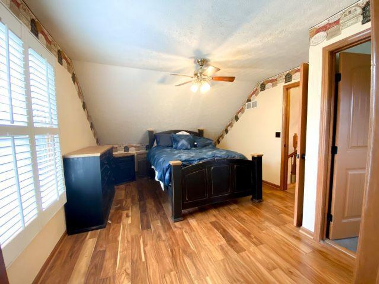 Image for 21 ACRES-HOUSE-OUTBUILDING