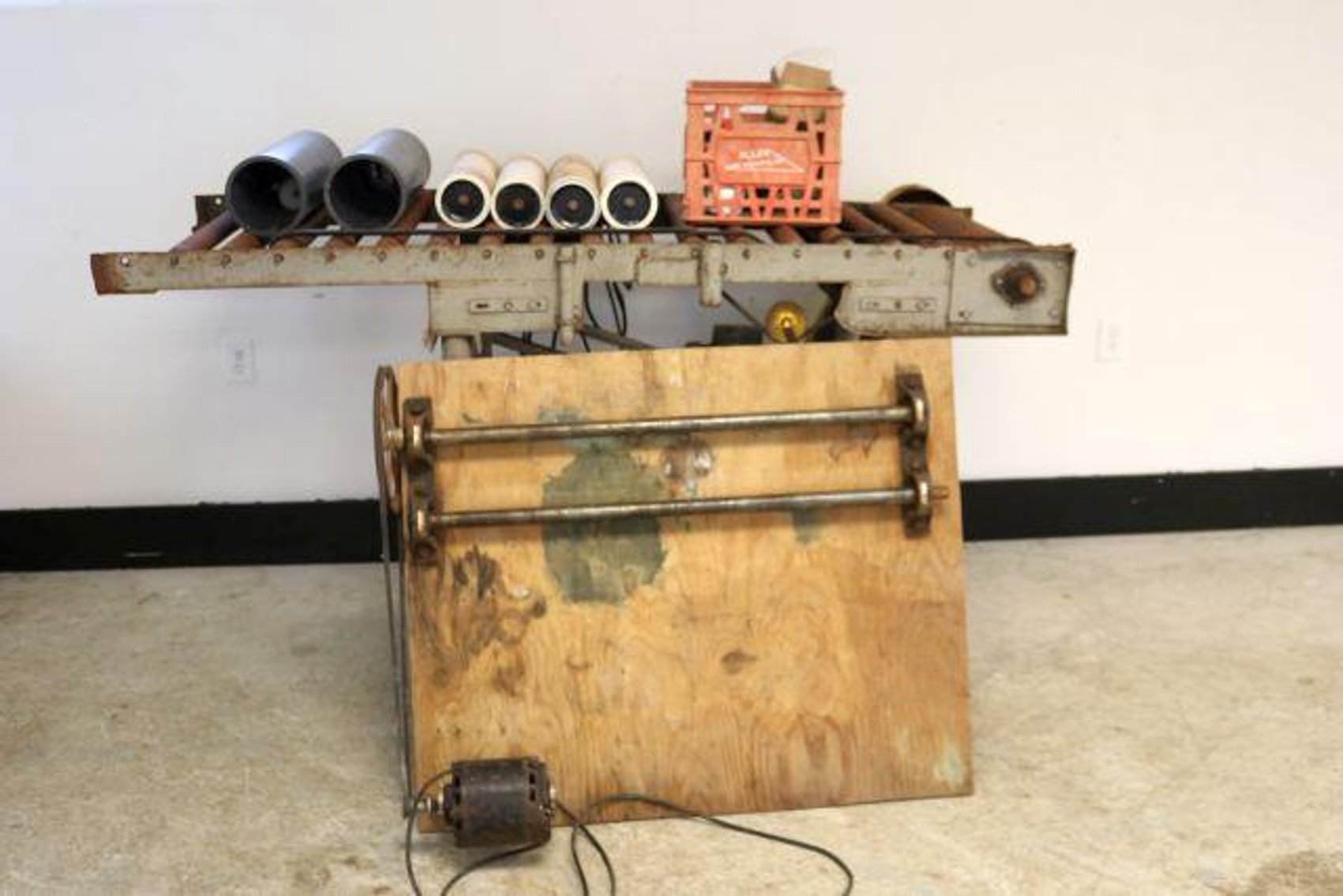 Image for COLLECTIBLES-TOOLS-BOTTLES