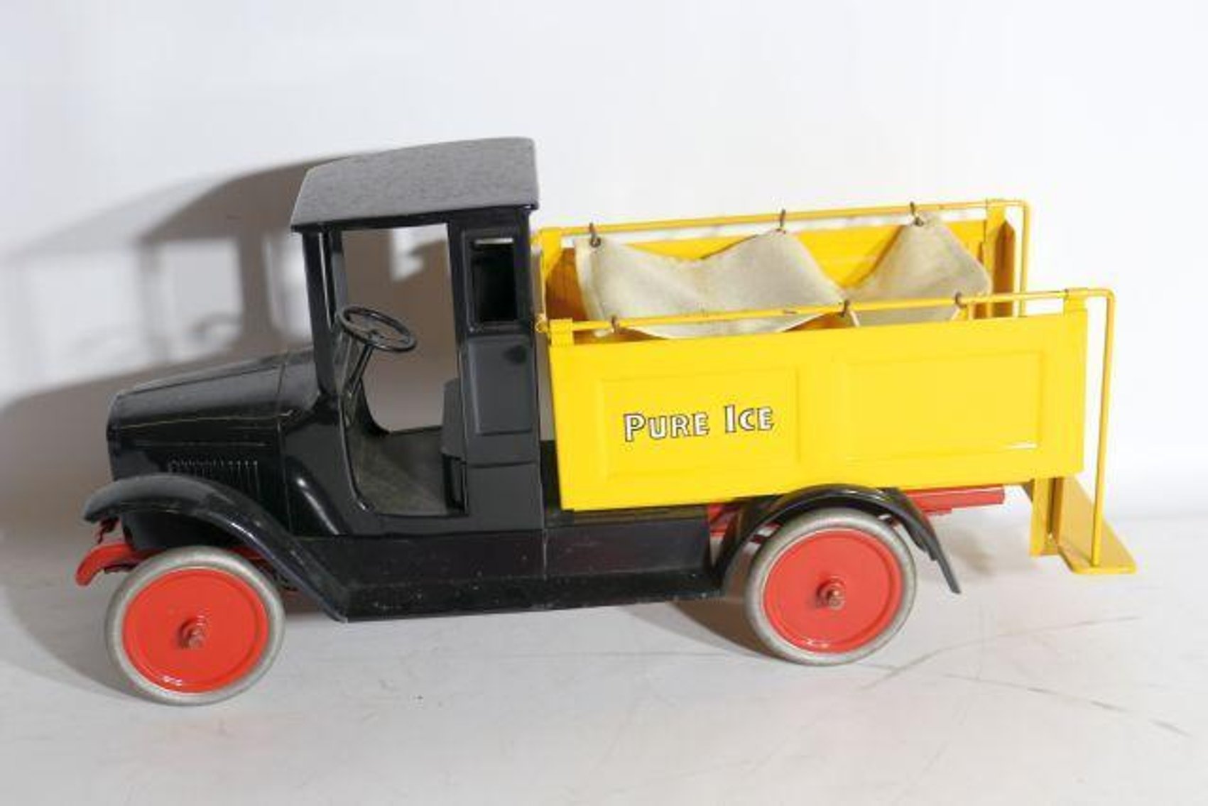 Image for BUXTON TOY COLLECTION- LIVE AUCTION