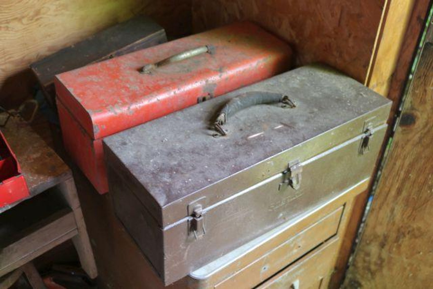 Image for ROBERTSON FAMILY REAL ESTATE & PERSONAL PROP.