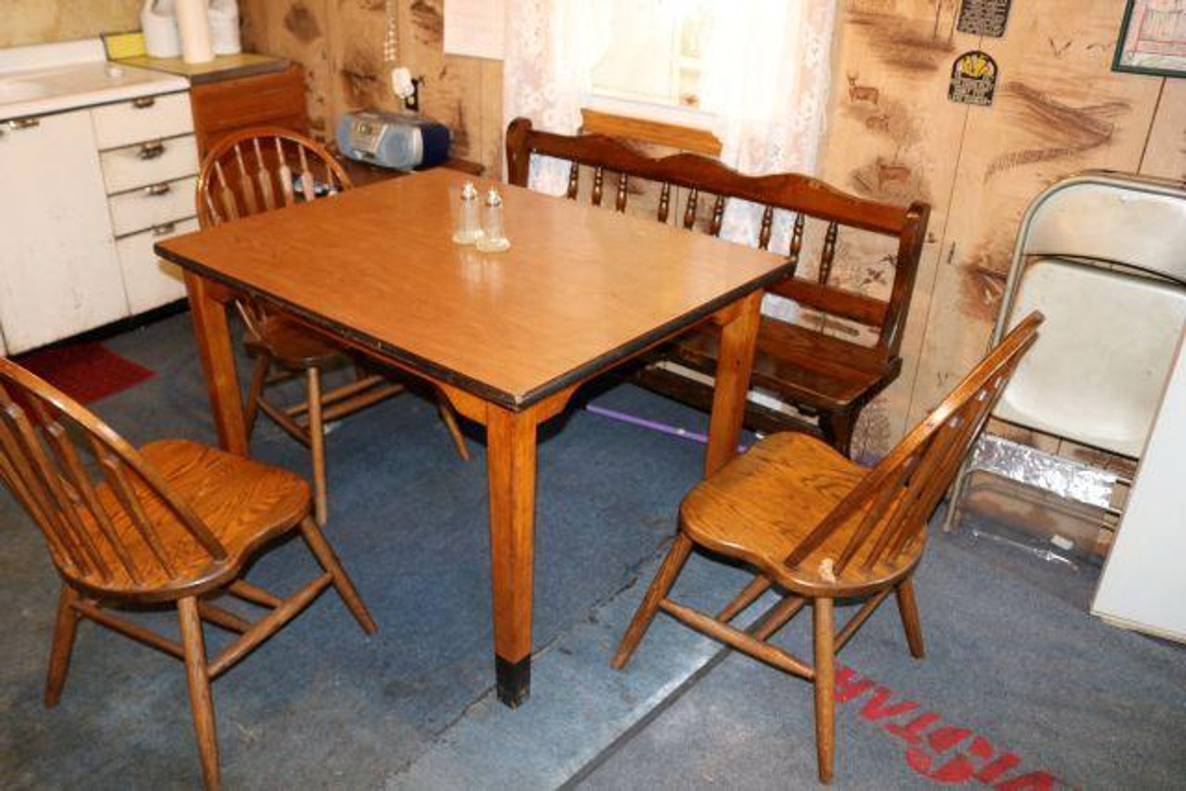 Image for ROBERTSON FAMILY REAL ESTATE & PERSONAL PROP.