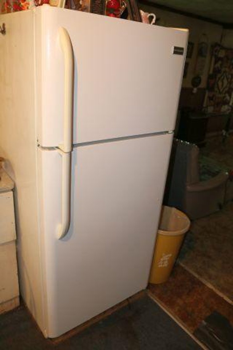 Image for ROBERTSON FAMILY REAL ESTATE & PERSONAL PROP.