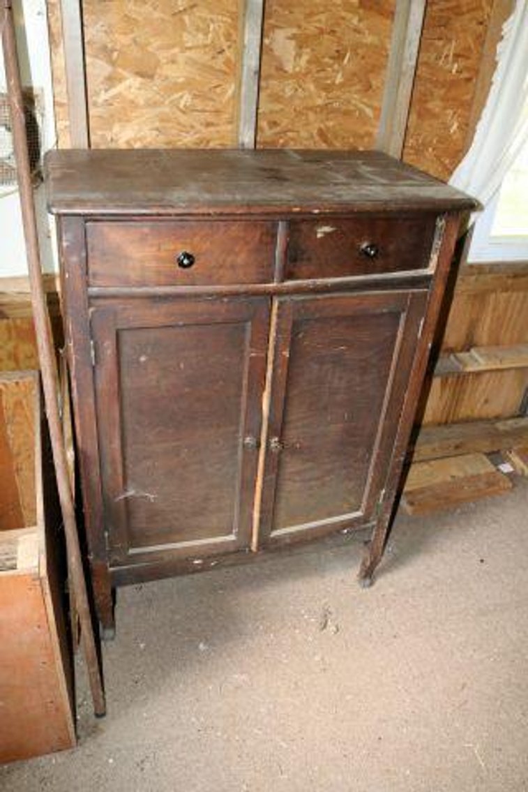 Image for ROBERTSON FAMILY REAL ESTATE & PERSONAL PROP.