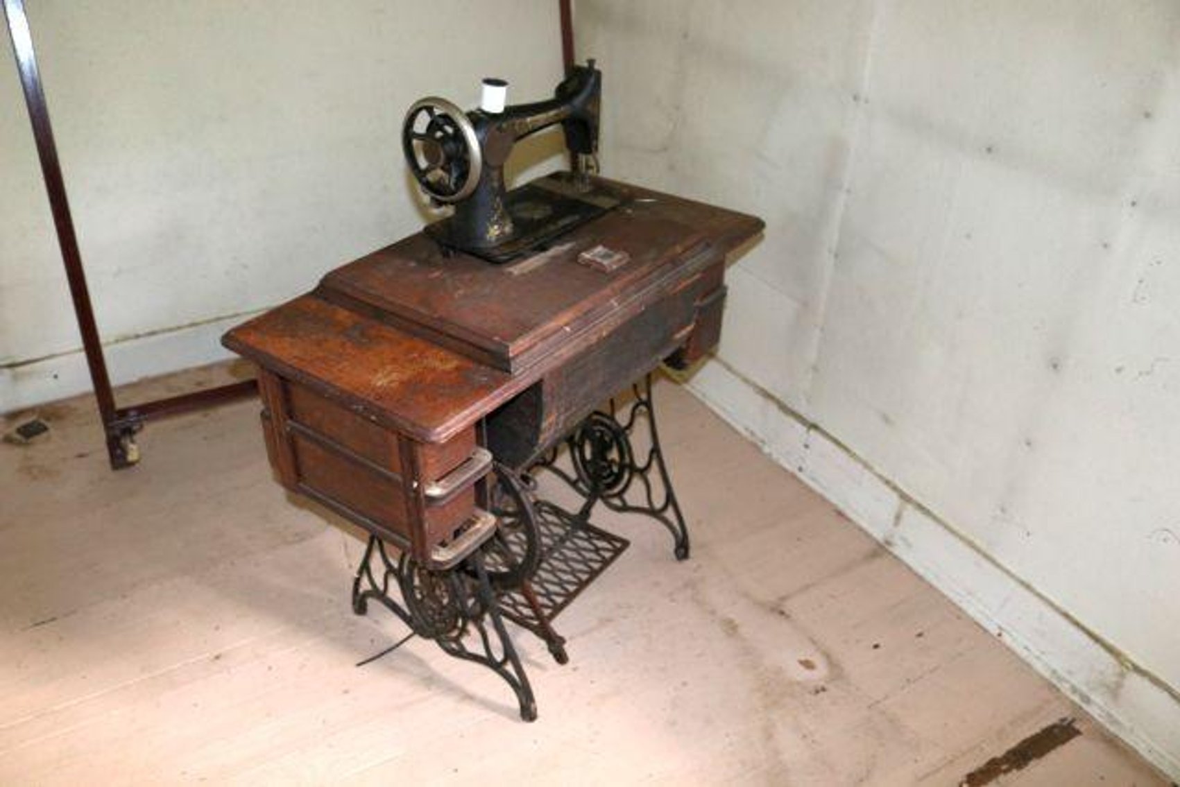 Image for ROBERTSON FAMILY REAL ESTATE & PERSONAL PROP.