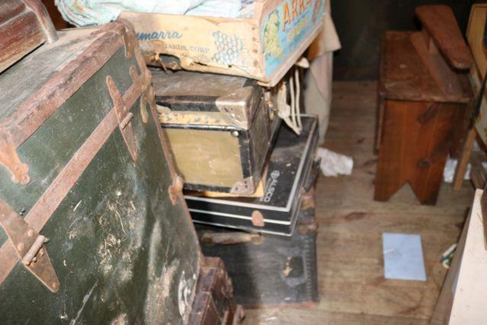 Image for ROBERTSON FAMILY REAL ESTATE & PERSONAL PROP.