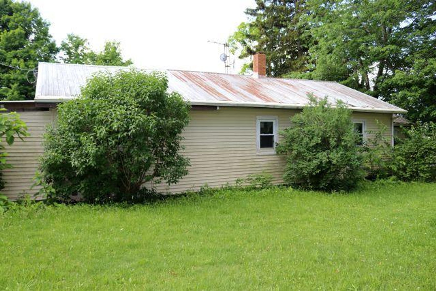 Image for ROBERTSON FAMILY REAL ESTATE & PERSONAL PROP.