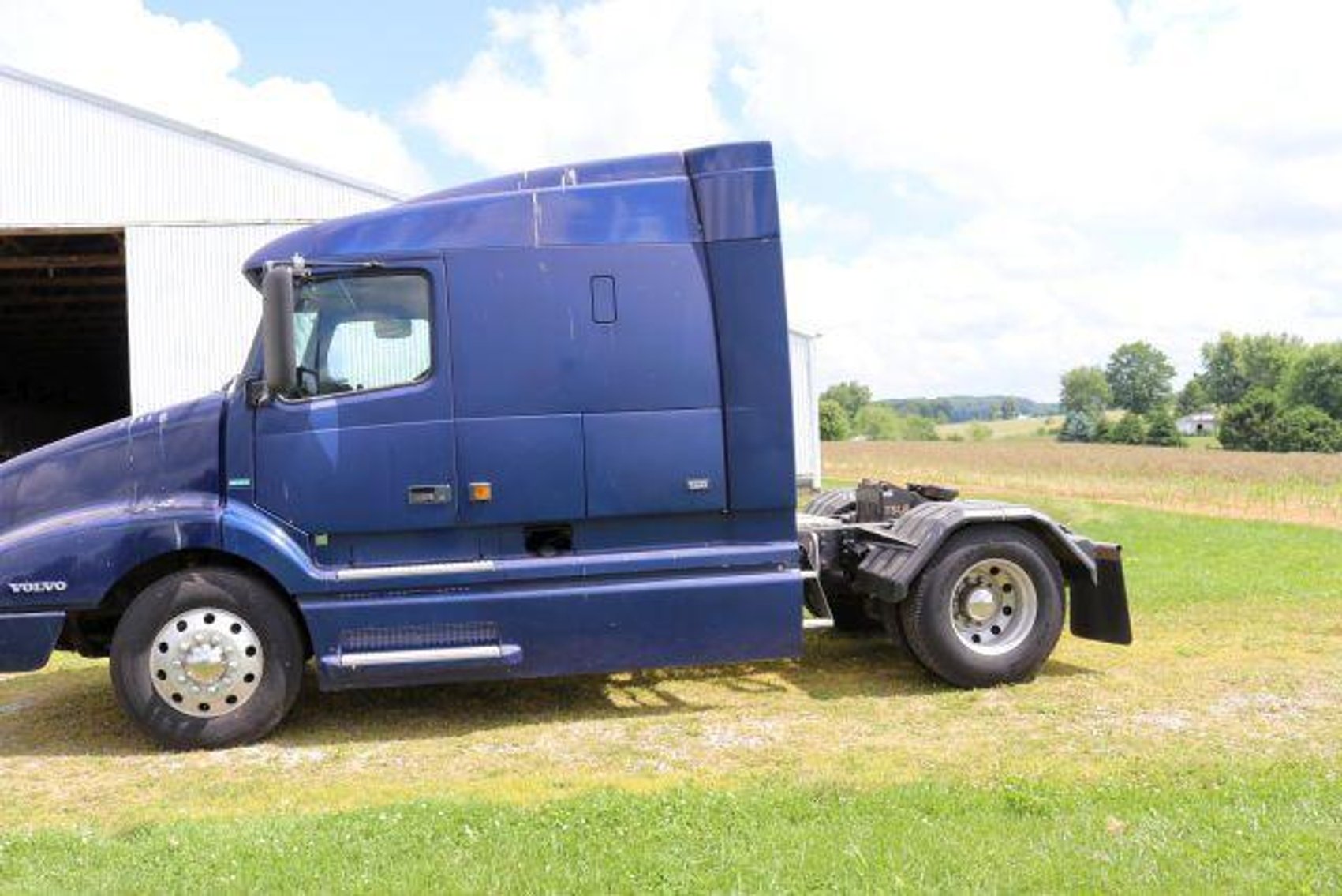 Image for CAMPERS-ZERO TURNS-TRAILER-SEMI