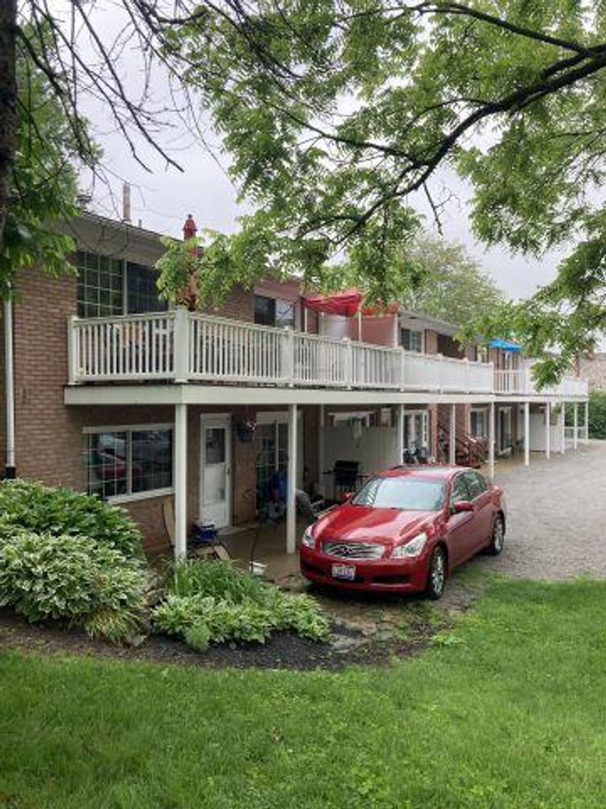 Image for 8 UNIT APARTMENT BUILDING