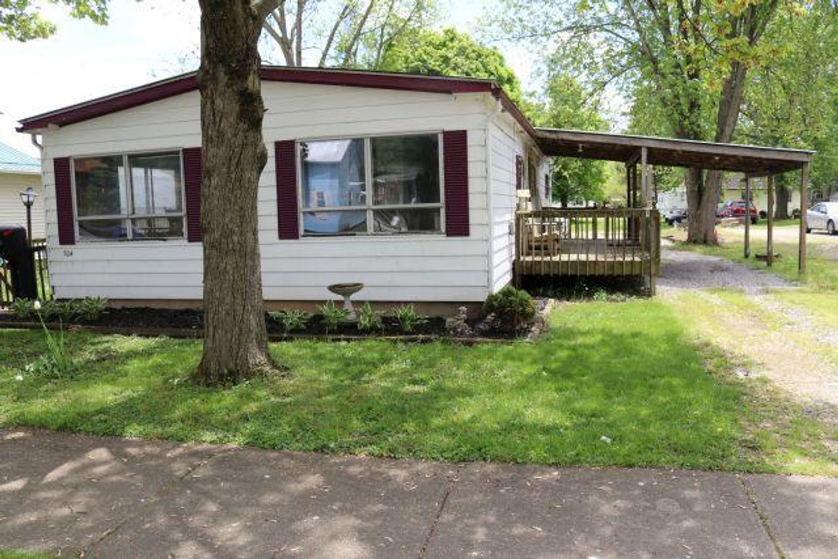 Image for ABSOLUTE REAL ESTATE AUCTION