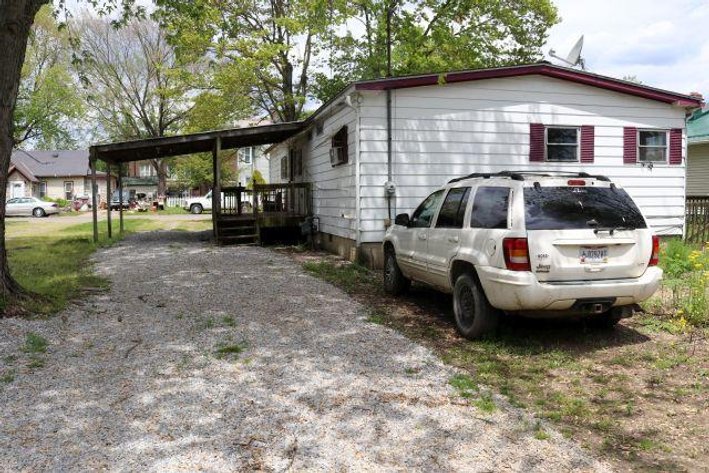 Image for ABSOLUTE REAL ESTATE AUCTION