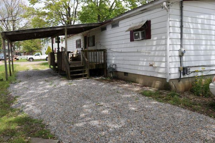 Image for ABSOLUTE REAL ESTATE AUCTION