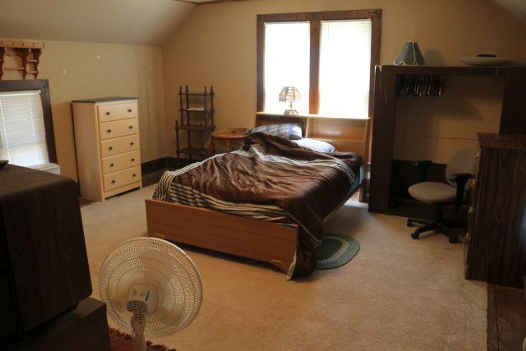 Image for 96 COLUMBUS RD- REAL ESTATE AUCTION