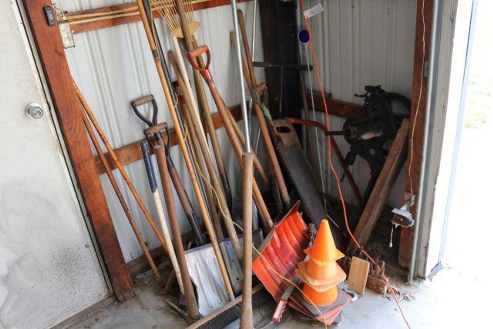 Image for BELL-LAWN/GARDEN-TOOLS-TRAILER