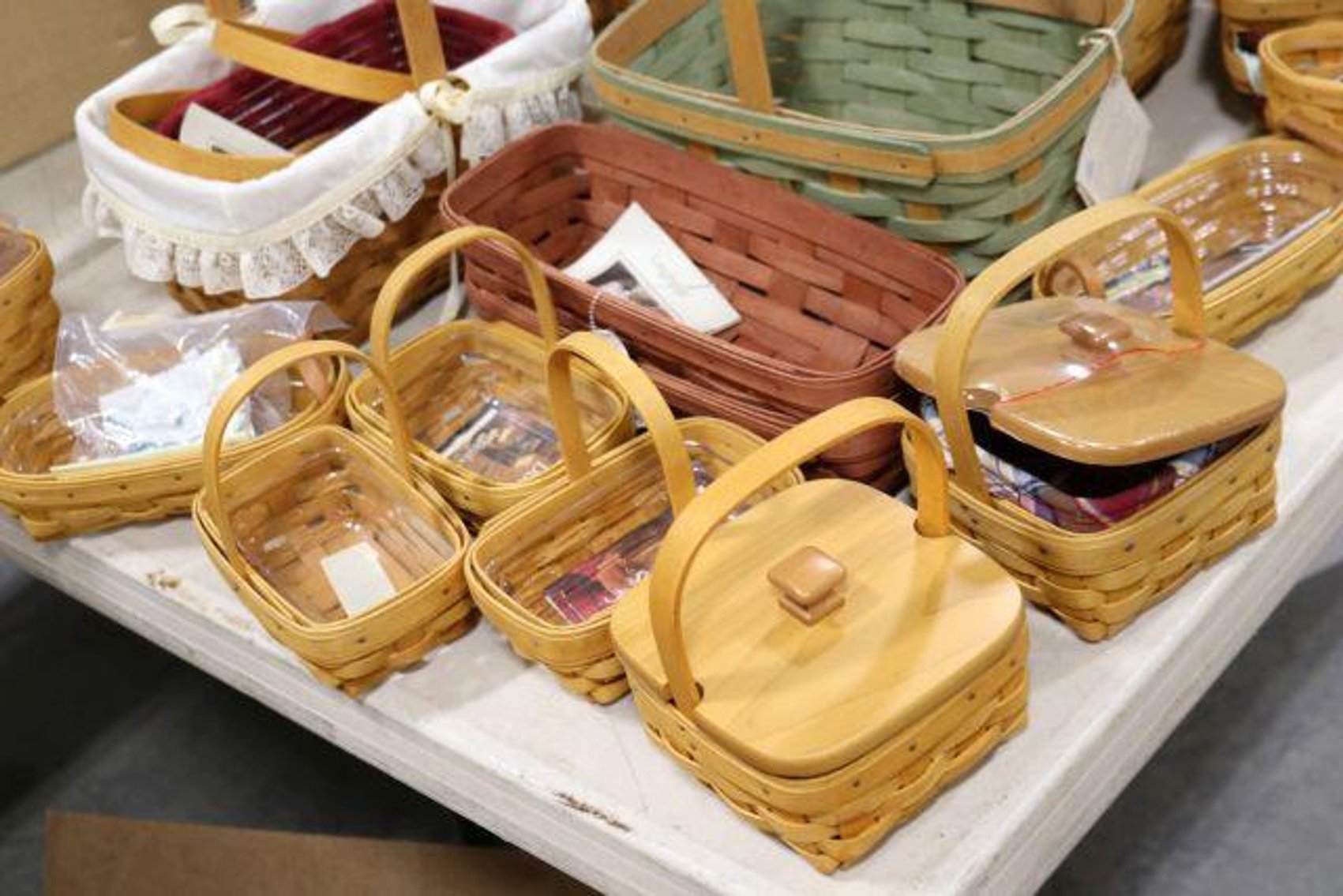 Image for LARGE LONGABERGER BASKET & POTTERY COLLECTION