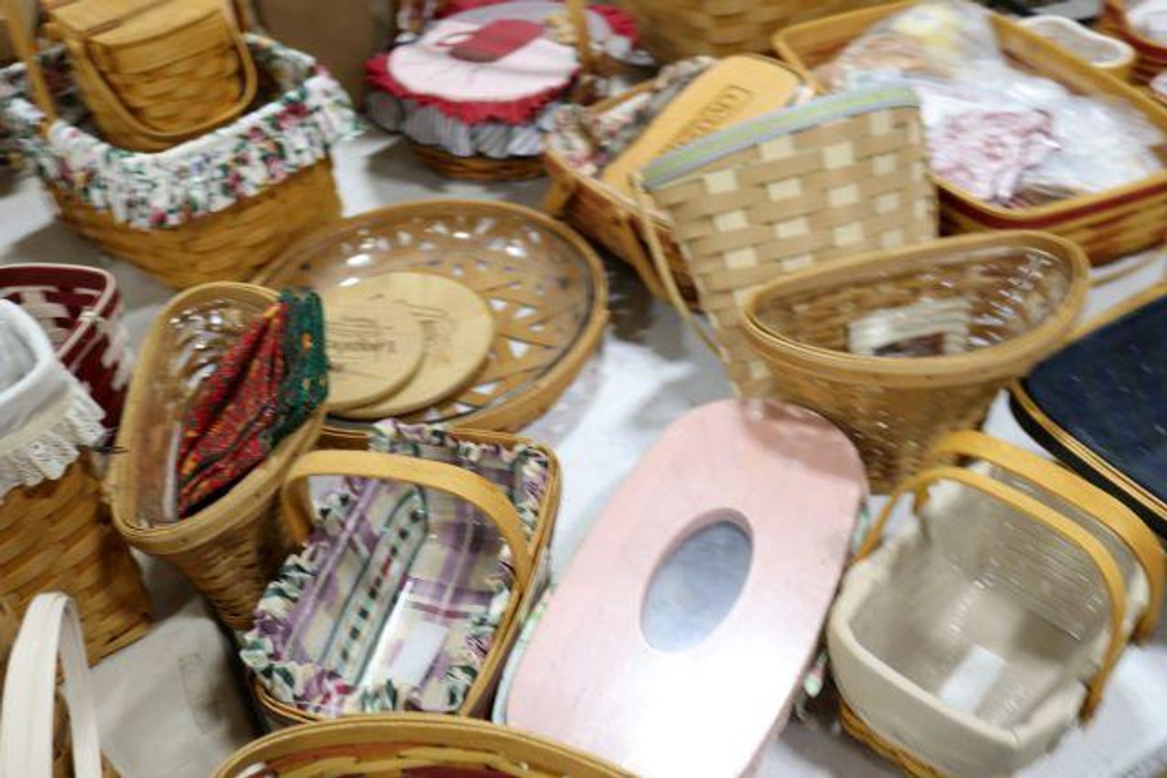 Image for LARGE LONGABERGER BASKET & POTTERY COLLECTION