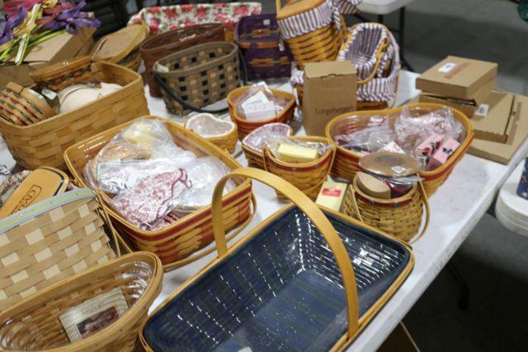 Image for LARGE LONGABERGER BASKET & POTTERY COLLECTION