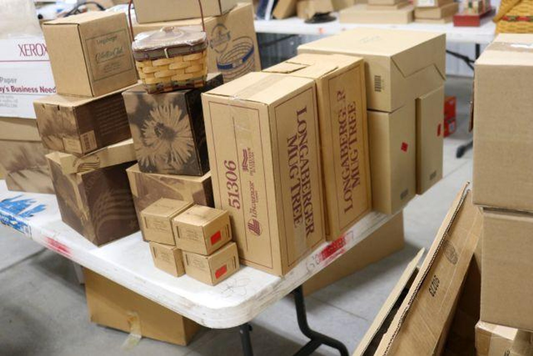 Image for LARGE LONGABERGER BASKET & POTTERY COLLECTION