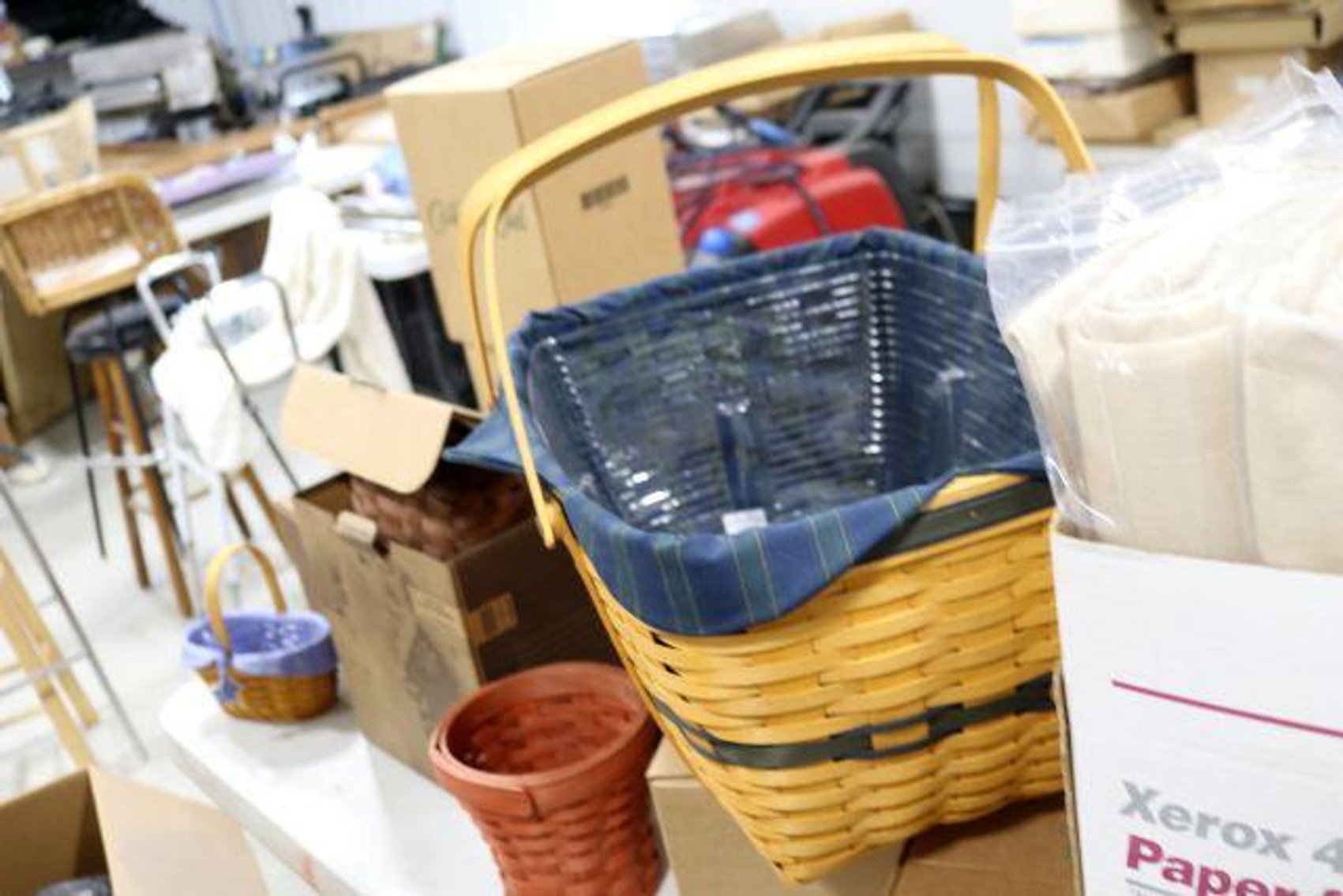 Image for LARGE LONGABERGER BASKET & POTTERY COLLECTION