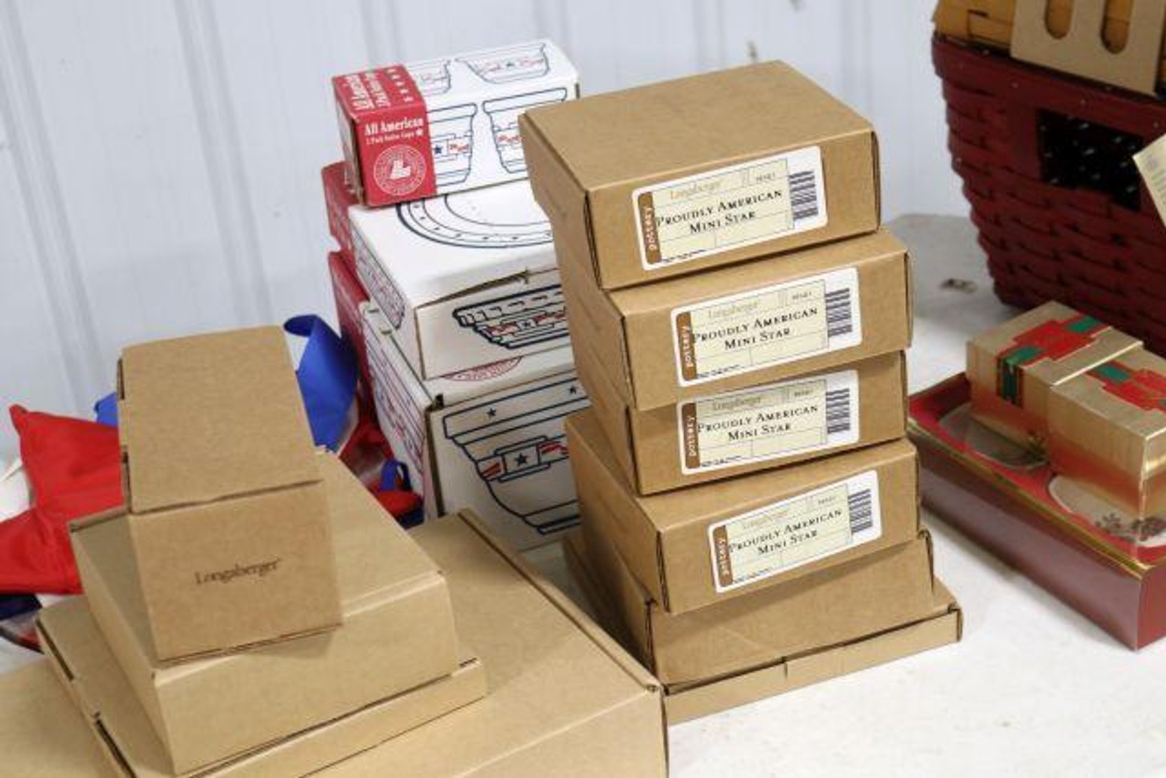 Image for LARGE LONGABERGER BASKET & POTTERY COLLECTION