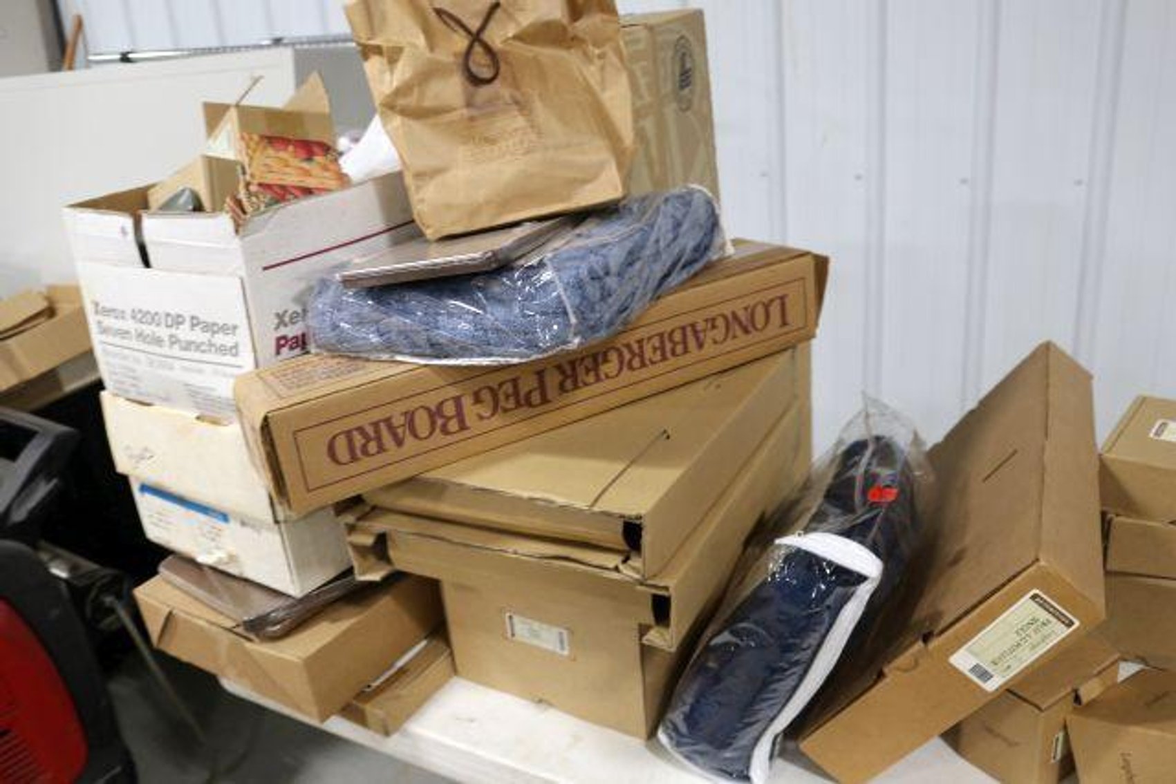 Image for LARGE LONGABERGER BASKET & POTTERY COLLECTION