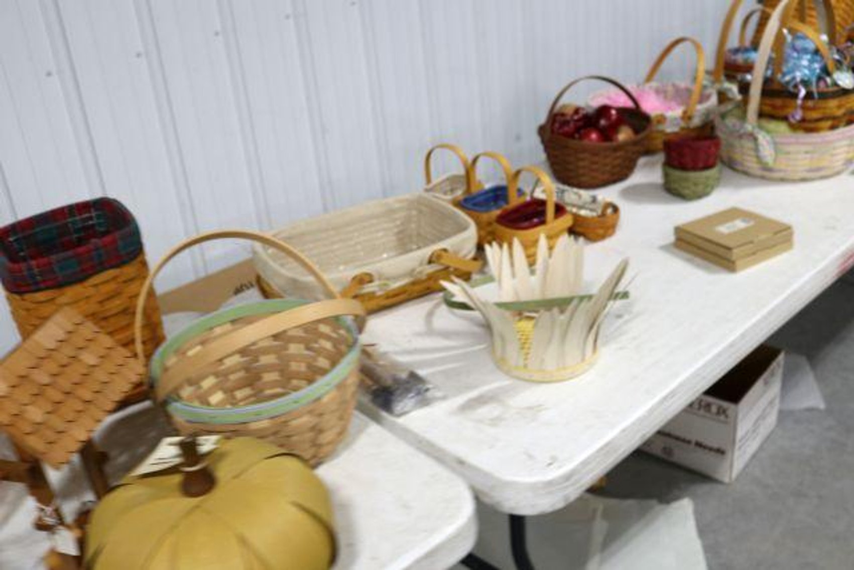 Image for LARGE LONGABERGER BASKET & POTTERY COLLECTION