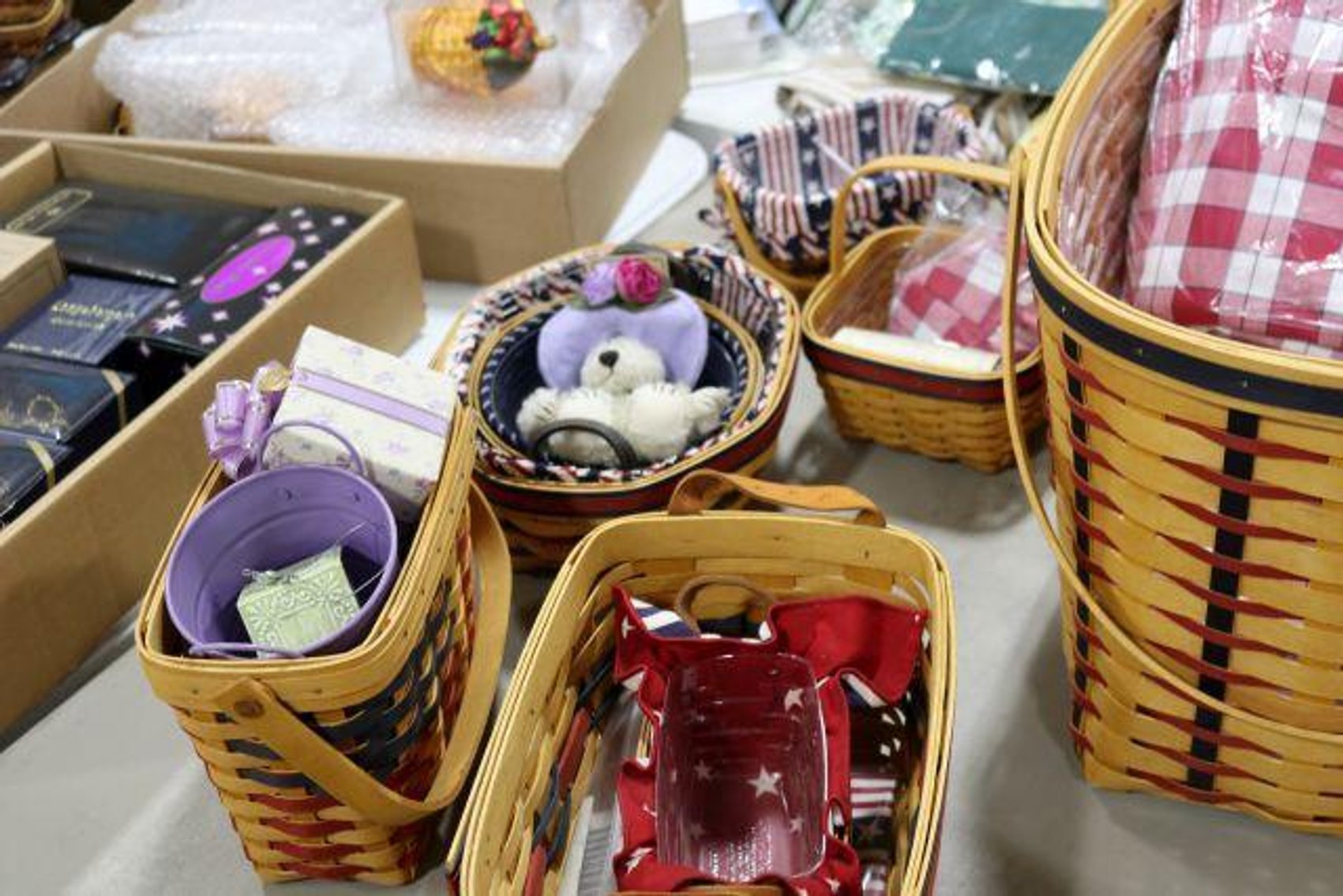 Image for LARGE LONGABERGER BASKET & POTTERY COLLECTION