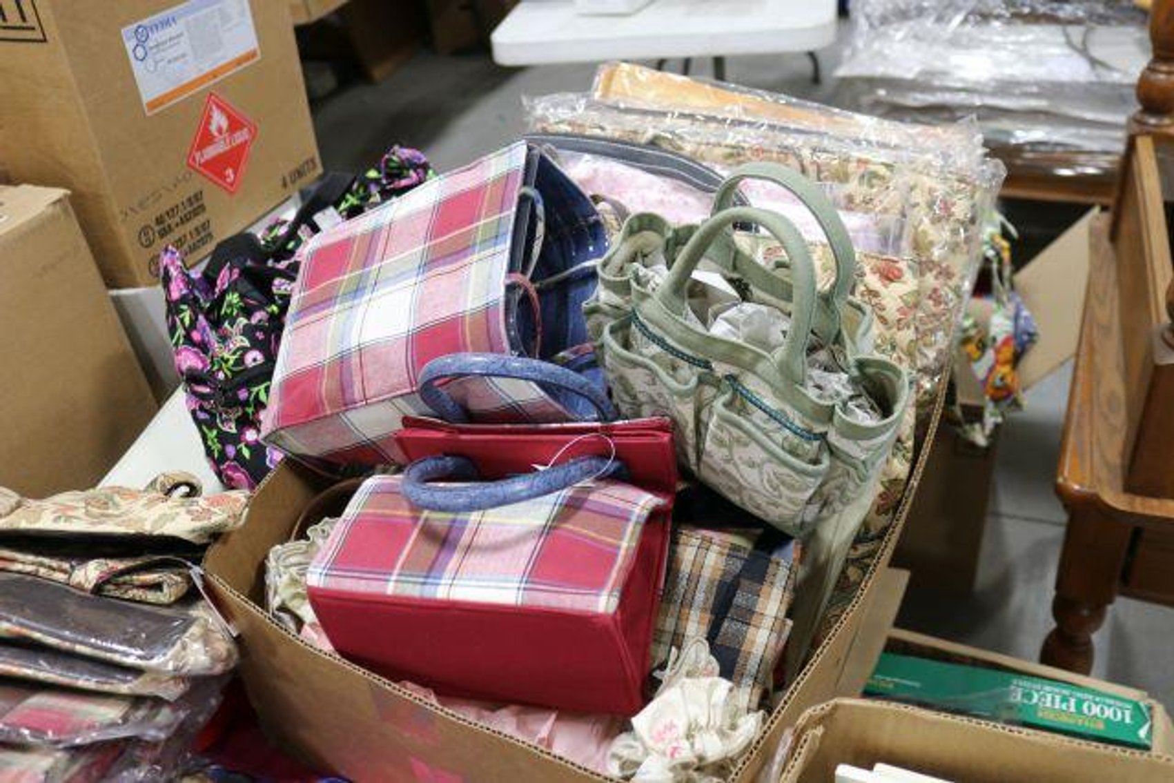 Image for LARGE LONGABERGER BASKET & POTTERY COLLECTION