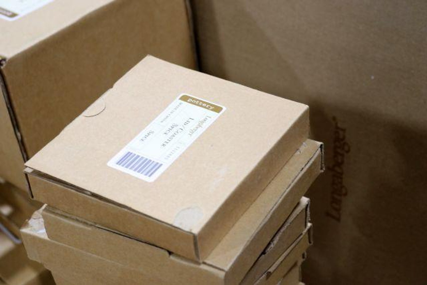 Image for LARGE LONGABERGER BASKET & POTTERY COLLECTION