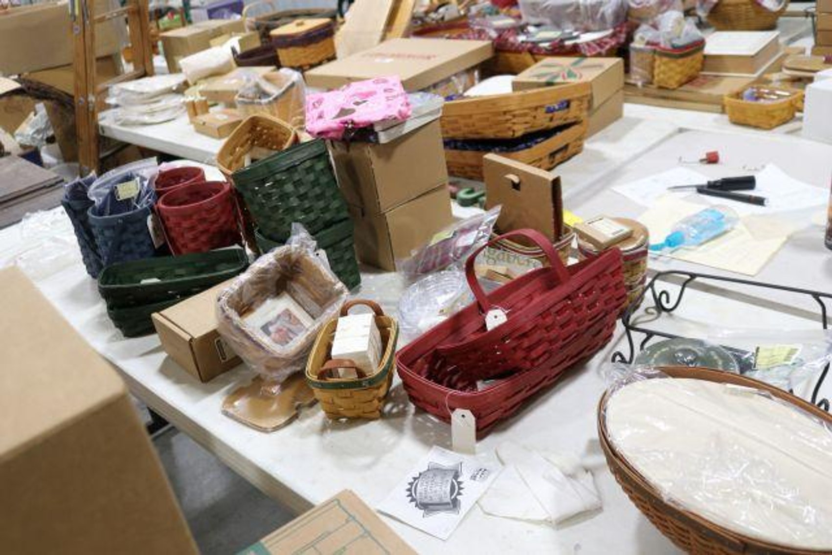 Image for LARGE LONGABERGER BASKET & POTTERY COLLECTION