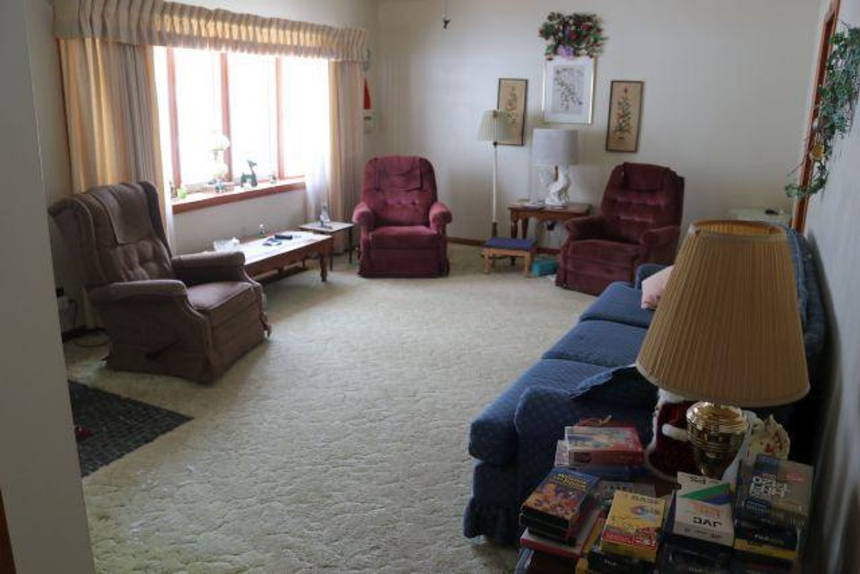 Image for 105 MILLER AVE.- ABSOLUTE AUCTION