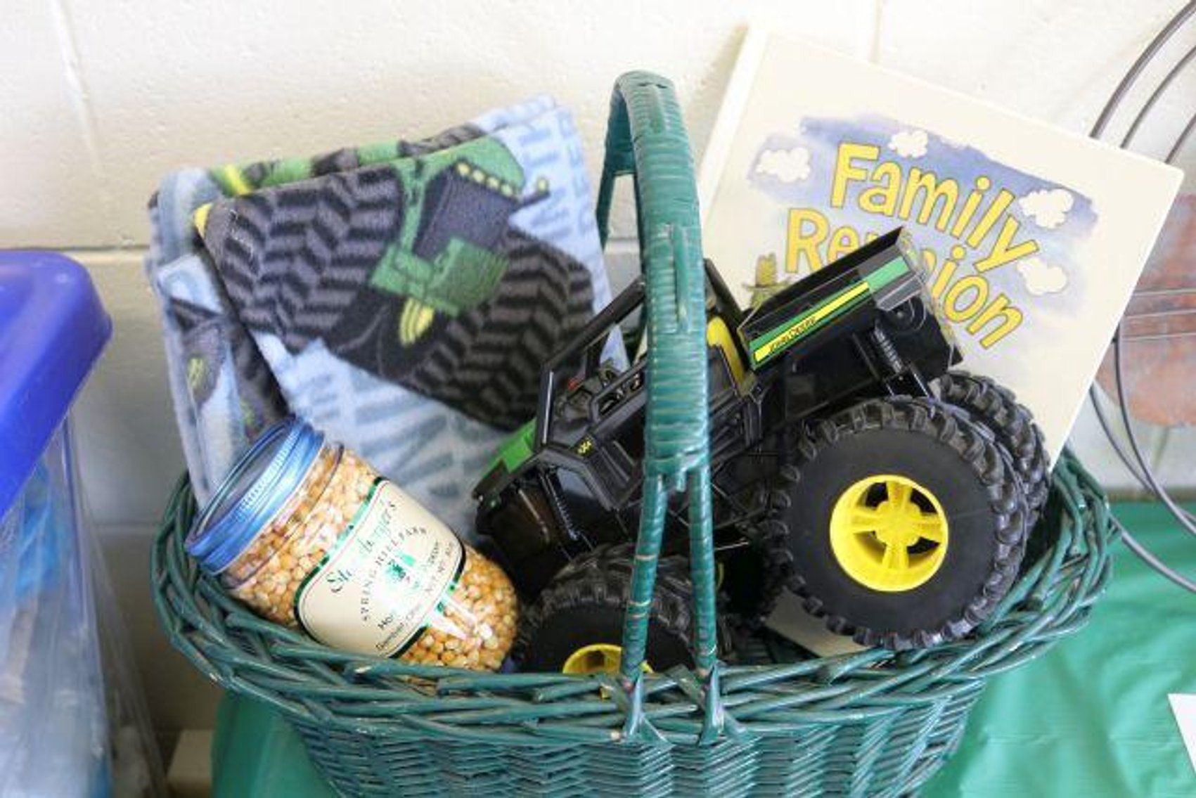 Image for KNOX COUNTY SWCD AG SCHOLARSHIP AUCTION