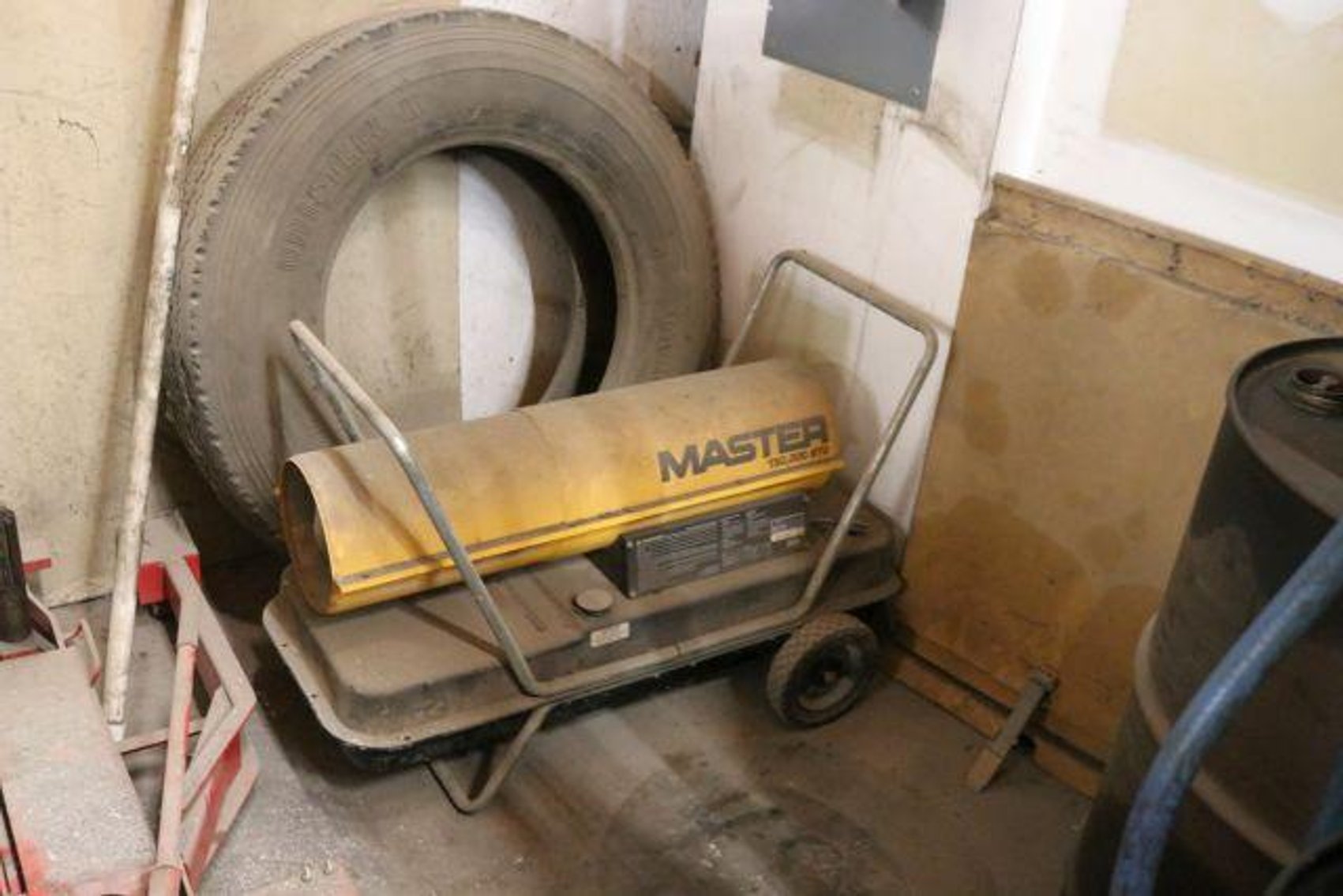 Image for PEARCE CONSTRUCTION RETIREMENT AUCTION