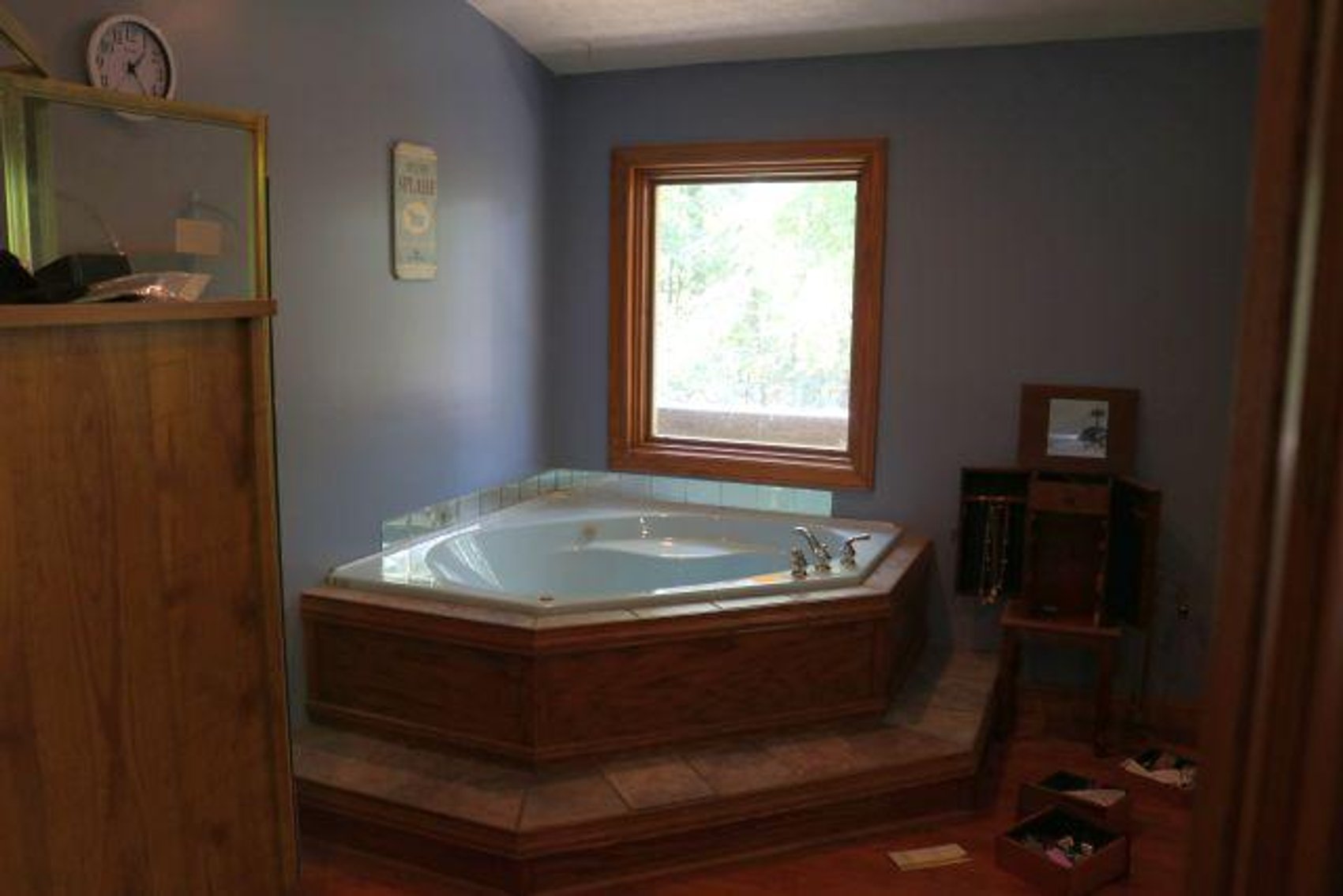 Image for ESTATE OF COLLEEN MATTOX-REAL ESTATE & PERSONAL PROPERTY