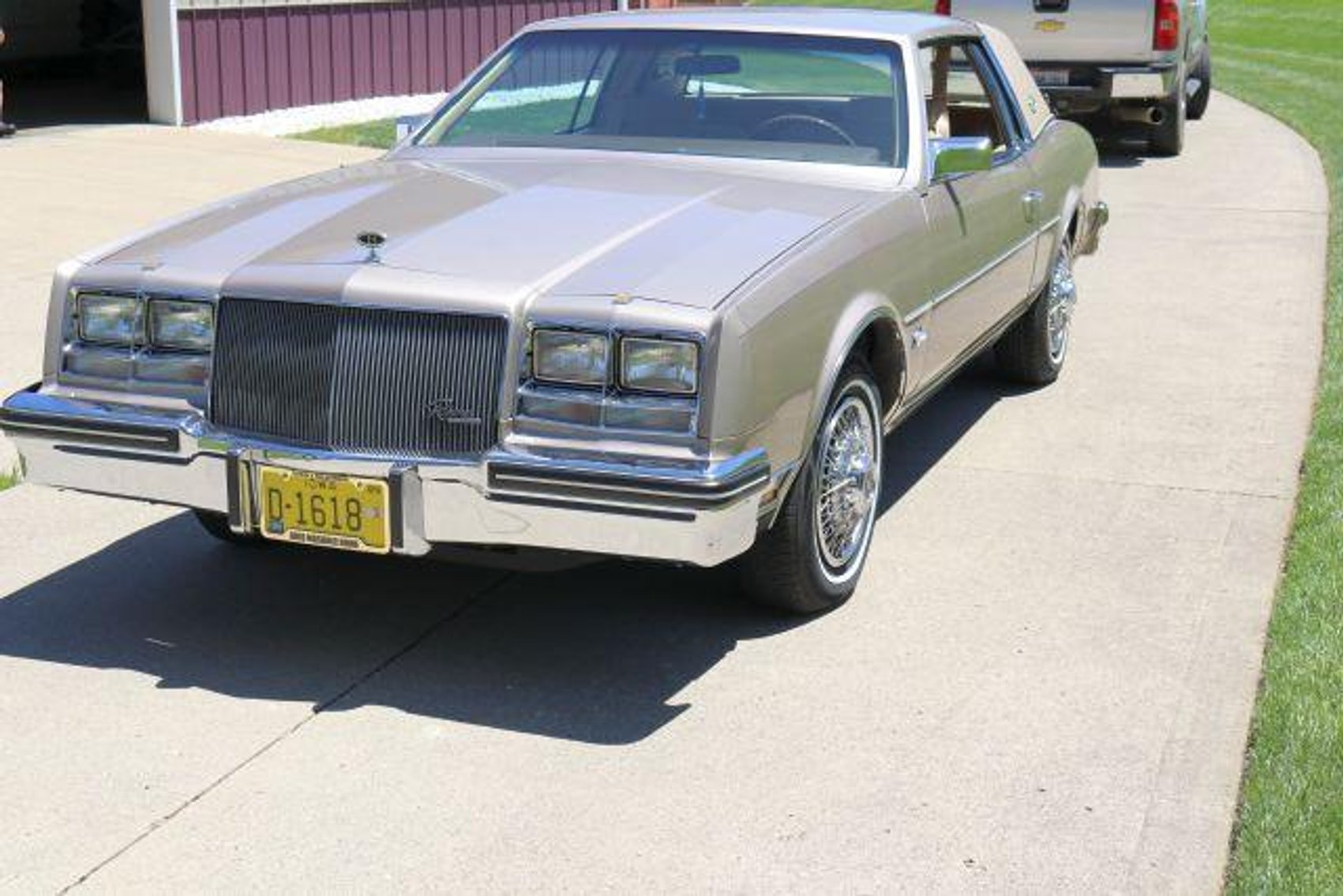 Image for CARS-TRACTOR-PRETROLIANA-TOYS-ANTIQUES-BOTTLES & MORE