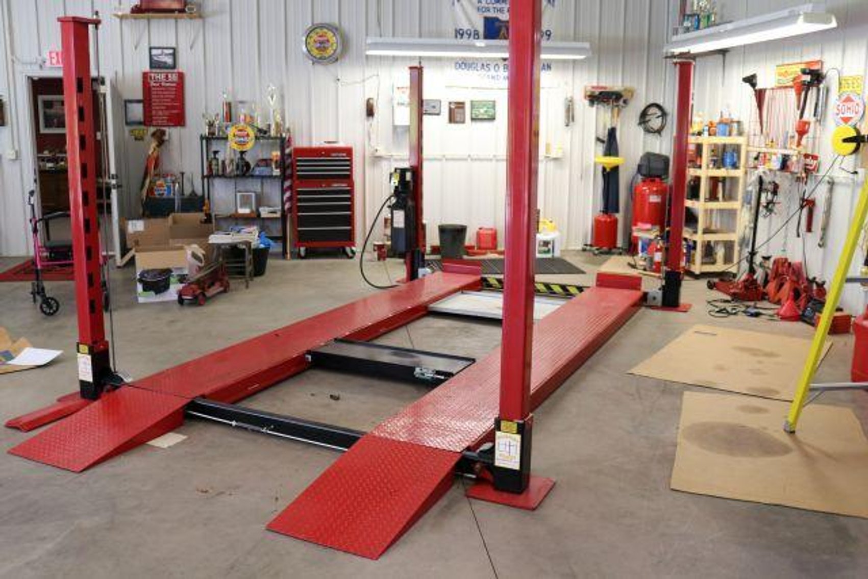 Image for CARS-TRACTOR-PRETROLIANA-TOYS-ANTIQUES-BOTTLES & MORE