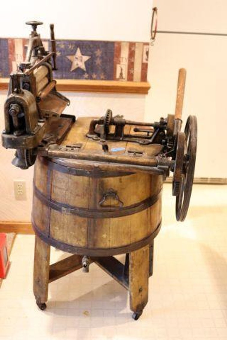 Image for FURNITURE-APPLIANCES-LIGHTING-GLASS-TOOLS