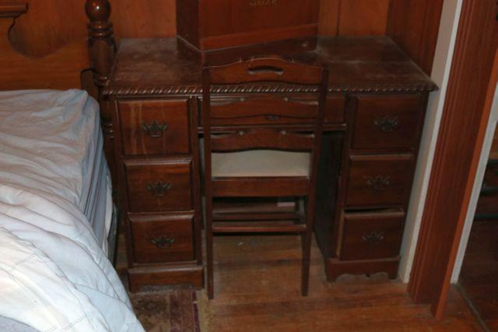 Image for MORTON TRUST AUCTION