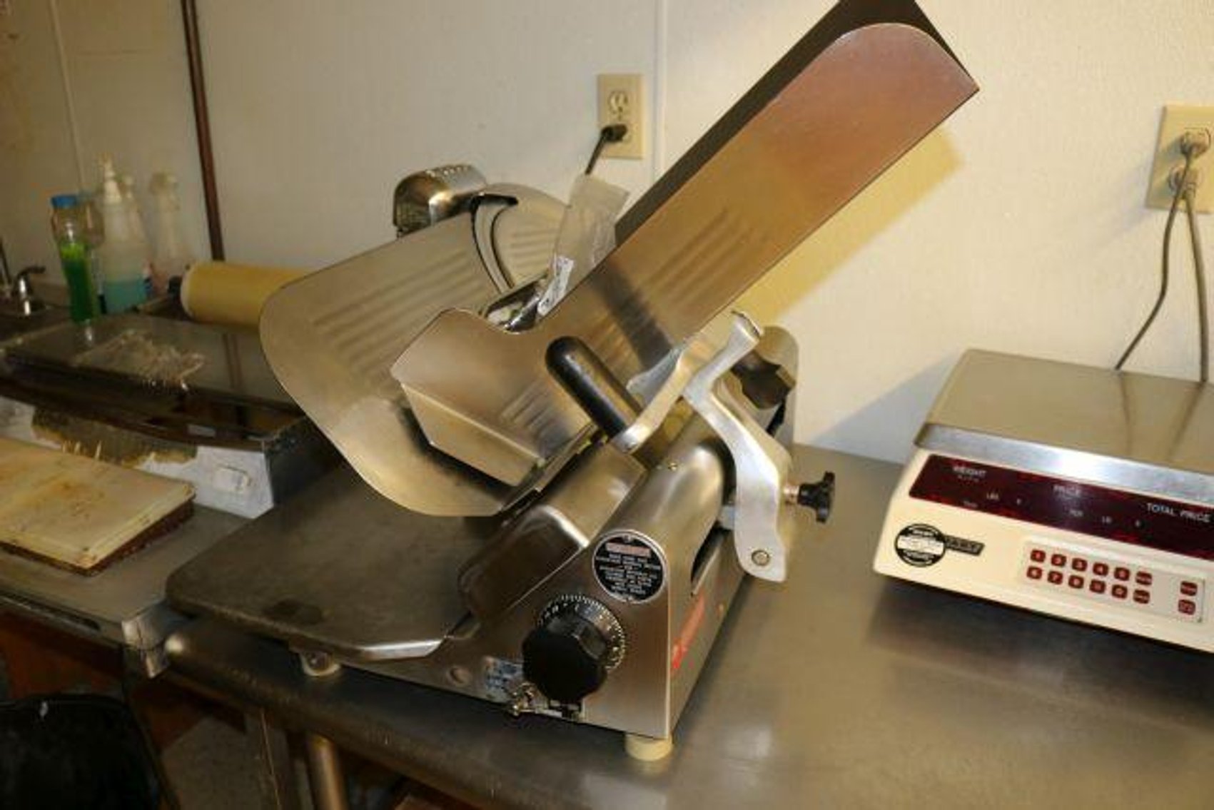 Image for HOMETOWN MARKET UTICA